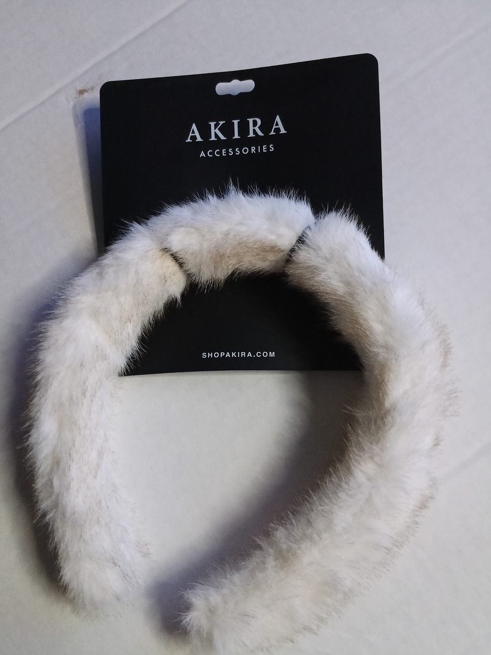 AKIRA Cream Faux Fur Cozy Headband